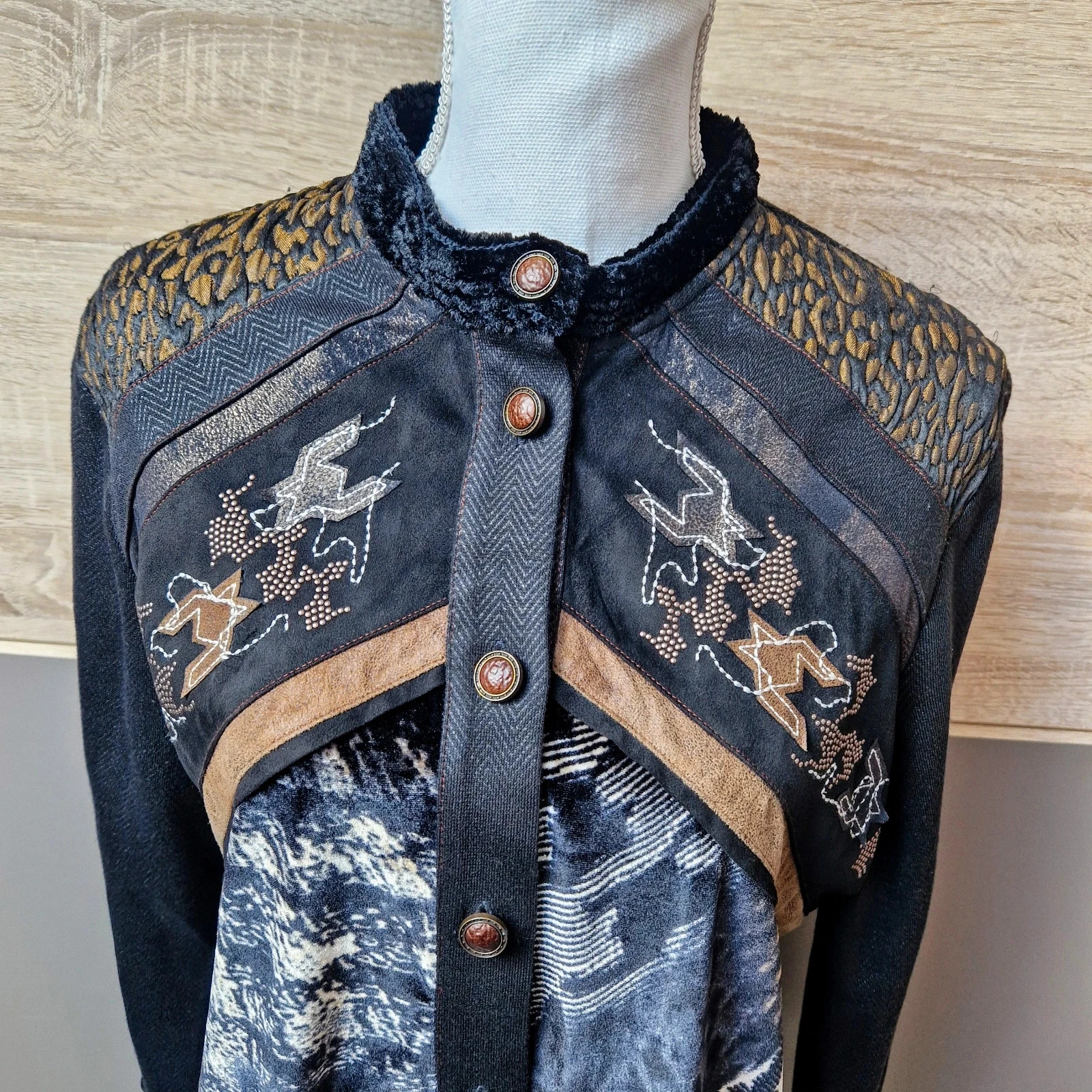 Vest – photo 2